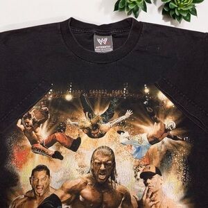 Vintage Y2K WWE RAW/Smackdown/ECW Graphic Shirt Small